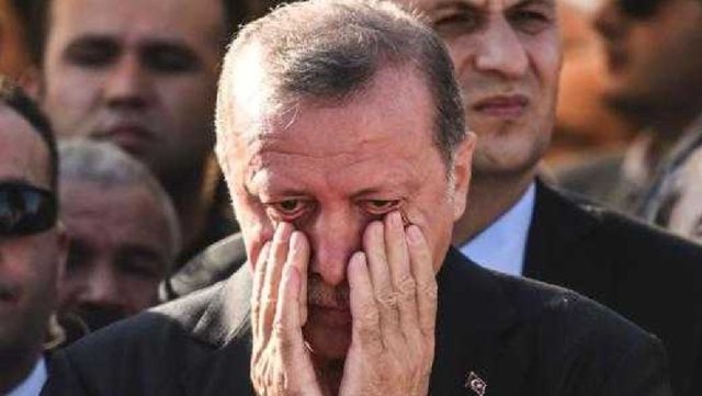 ERDOGAN I SËMURË RËNDË PAS NDËRPRERJES SË INTERVISTËS/ Presidenca turke reagon për gjendjen e tij