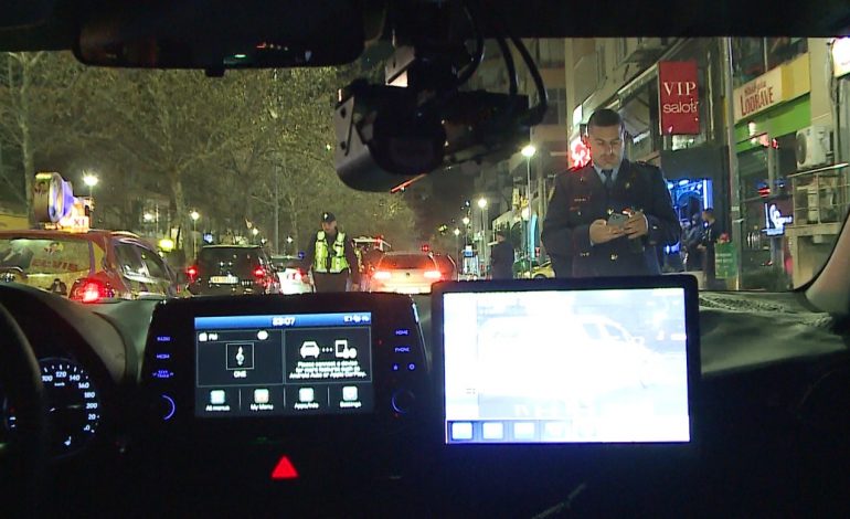 PAMJET/ 24 orë me Policinë Rrugore në Tiranë, “jeshilët” në ‘luftë’ me Masseratin te Unaza në Farkë