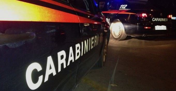 AGRAVON SHERRI NË NJË LOKAL TË NATËS NË ITALI/ 24-vjeçari shqiptar qëllohet tre herë me armë zjarri