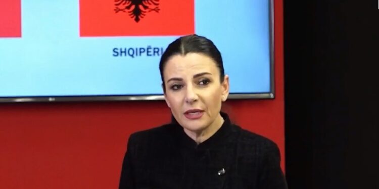 DETAJET/ Paga mesatare 900 euro brenda 2 viteve, Balluku: Qeveria miraton të premten programin