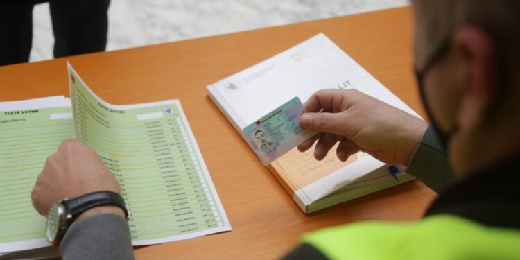 ZGJEDHJET E 14 MAJIT/ KQZ vendos sot për renditjen e kandidatëve në fletën e votimit
