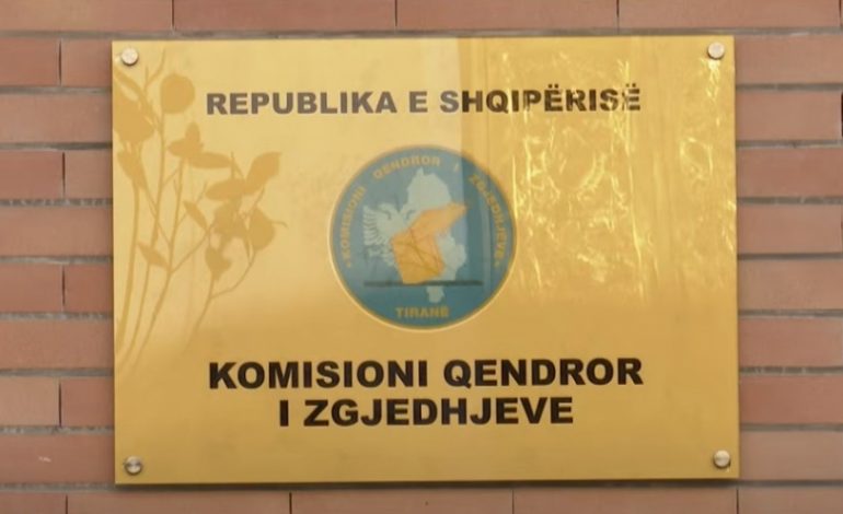SHQIPËRIA E 132 PARTI POLITIKE/ KQZ pas auditimit financiar: Shumica s’kanë adresë