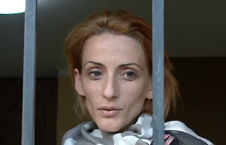 DROGË DHE VRASJE NË SHTËPINË E SAJ/ Arrestohet në Kavajë Marsida Qatja, e dënuar me 2 vite burg