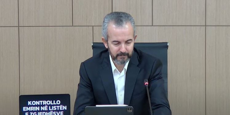 RENDITJA E KANDIDATËVE PËR 14 MAJIN/ KQZ shtyn shortin: Po shqyrtohen ankimimet