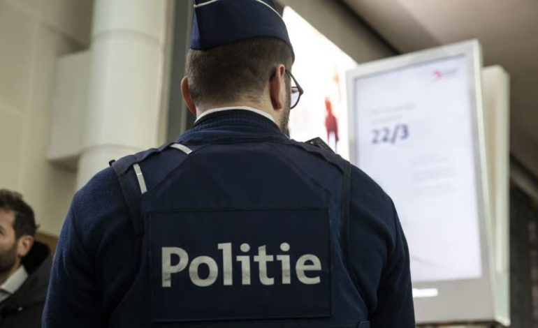 HETIMET/ Policia bastis selinë e grupimit të Partive Popullore Europiane në Bruksel