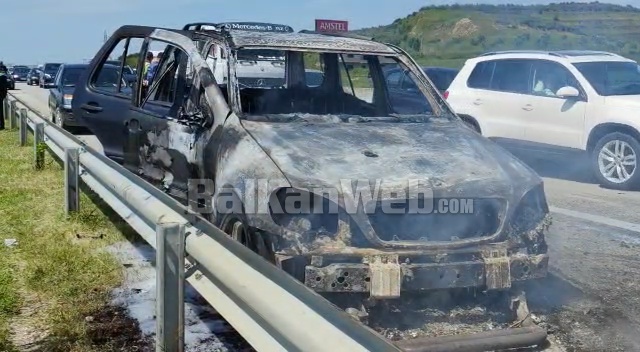 DETAJET E PARA/ Shkrumbohet plotësisht automjeti në autostradën Lushnje-Rrogozhinë