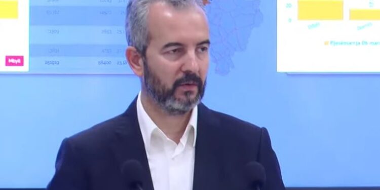 NDRYSHIMI I QENDRAVE TË VOTIMIT PË 1.2 MILION ZGJEDHËS/ Celibashi: Godinat mbeten të njëjtat, mund të ndryshojnë fraksionet