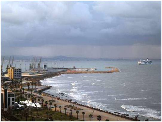 MOTI I KEQ/ Vonohet nisja e trageteve nga Durrësi për në Itali
