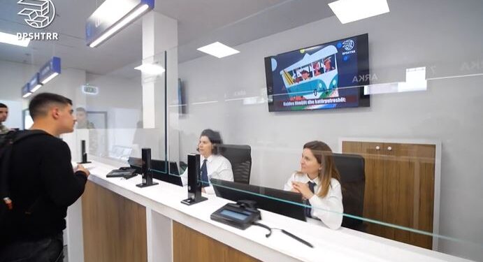 ZGJATET NË 15 VITE AFATI I VLEFSHMËRISË SË PATENTËS/ Rama: Përfitojnë 80 mijë drejtues mjetesh