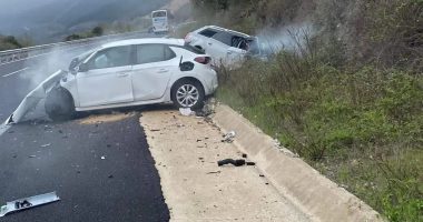 TRAGJIKE NË GREQI/ Po tentonte t’i ikte policisë, “Audi” me emigrantë përplaset me një makinë, 6 të vdekur
