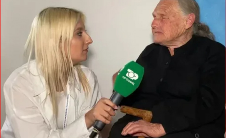 ORËT E FUNDIT/ E moshuara 77-vjeçare që ka marrë pjesë në çdo zgjedhje fton qytetarët të votojnë