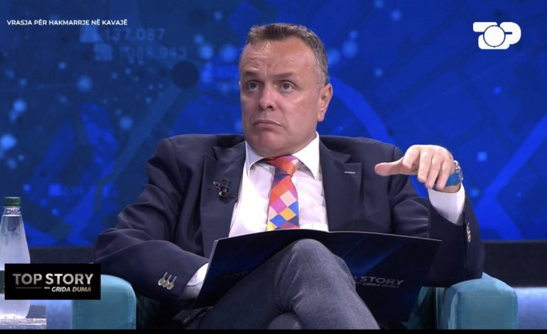 “KËMBANA E ALARMIT…”/ Karamuço zbardh detaje: Vrasësi në Kavajë nuk ishte i vetëm, e ndihmuan të tjerë