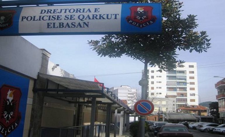 E PËSON KEQ/ Mashtroi të riun nga Maqedonia e Veriut duke i marrë 10 mijë euro, arrestohet 46 vjeçarja në Elbasan