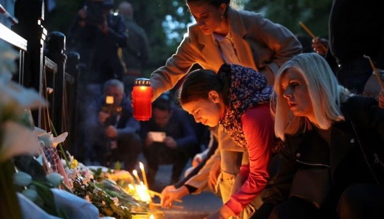MASAKRA NË BEOGRAD/ Qeveria serbe propozon reforma të reja pas ngjarjes së djeshme: Përgjegjësi penale që 12 vjeç