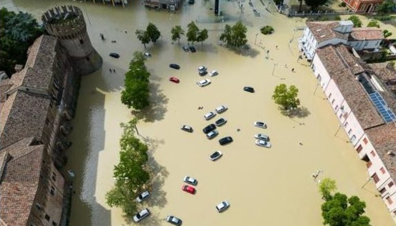 MOTI I KEQ NË ITALI/ 14 të vdekur! Sërish alarm i kuq për përmbytje në disa provinca