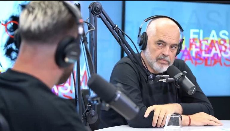 LUIZI FLET PËR NDARJEN NGA MEGI/ Rama batuta me këngëtarin dhe Becin: Ti je fatlum Benet se ke qëlluar me të parën
