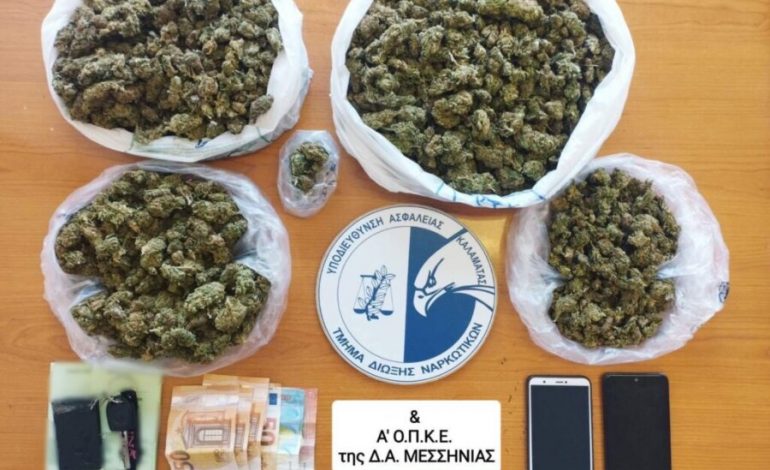 KAPET “MAT” SHQIPTARI NË GREQI/ Ndalohet nga policia rrugore për kontroll rutenë, por i bien sasi të lëndëve narkotike nga xhepi