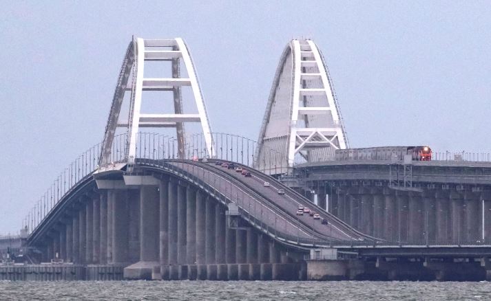 LUFTA/ Ukraina nis valën e dronëve në Krime, i hap rrugën kundërofensivës tokësore