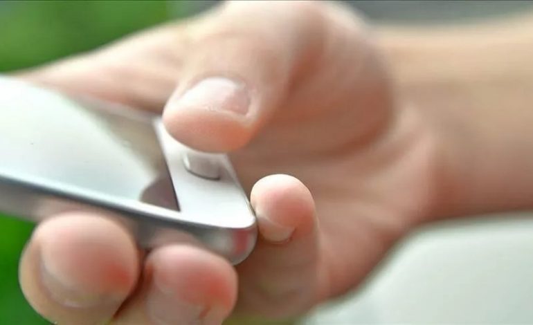 STUDIMI I FUNDIT/ 30 minuta në telefon në javë mund të rrisë rrezikun e tensionit të gjakut