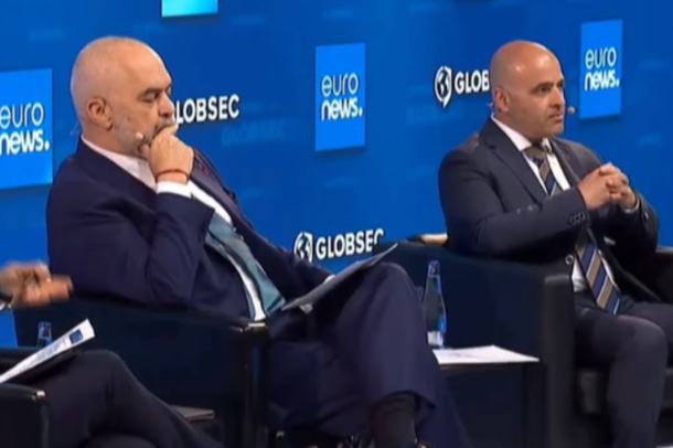 “INTEGRIMI NË BE NA LA PA FLOKË”/ Rama batuta me Kovaçevskin: Tani jemi dy burra qerosë