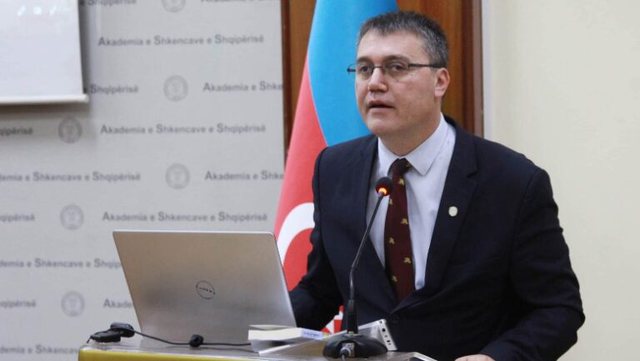 ÇFARË NDODHI? Dorëhiqet drejtori i Muzeut Historik Kombëtar