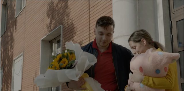 HISTORIA E BALERINËS DHE INXHINIERIT/ Spoti i Veliajt që u bë virale për pak kohë