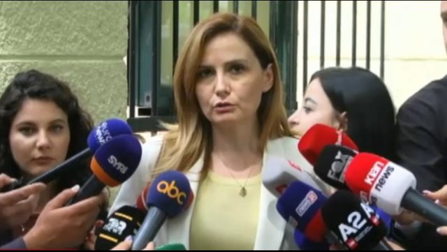 A DO E PRANONI DREJTIMIN NË PD? Ja si përgjigjet Jorida Tabaku