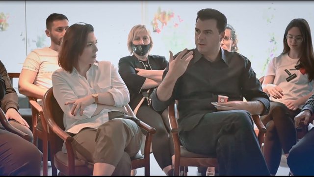 PAS RIKTHIMIT/ Basha takim me demokratët në Tiranë: Do bëj opozitë të vërtetë në shërbim të njerëzve, s’mund të mbetemi peng i hallit të Berishës