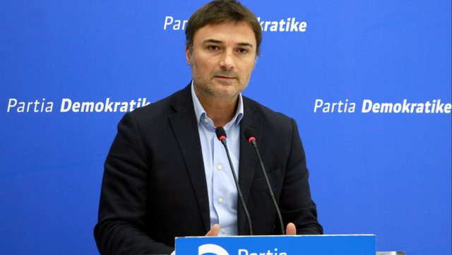PAS DORËHQEJES SË ALIBEAJT/ Ja kush zgjidhet Kryetar i Grupit Parlamentar të PD