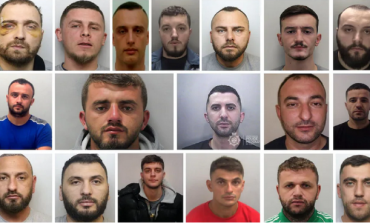 PUBLIKON SHIFRAT/ Daily Telegraph: Erdhën me gomone, 80 kriminelë shqiptarë të dënuar në 4 muaj me 130 vite burg