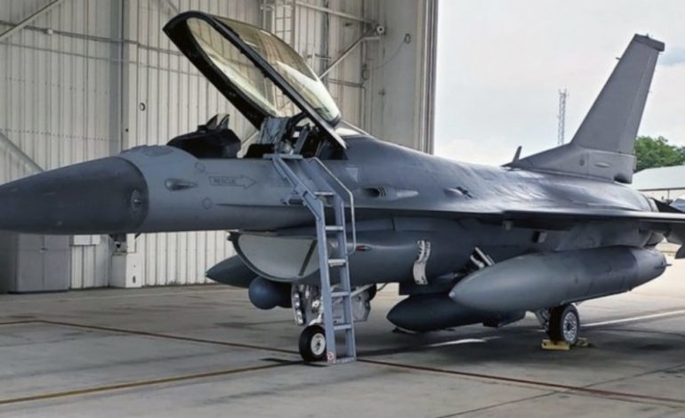 LUFTA/ Rusia: Dërgimi i avionëve F-16 në Ukrainë do të nënkuptonte përfshirjen e NATO-s në konflikt