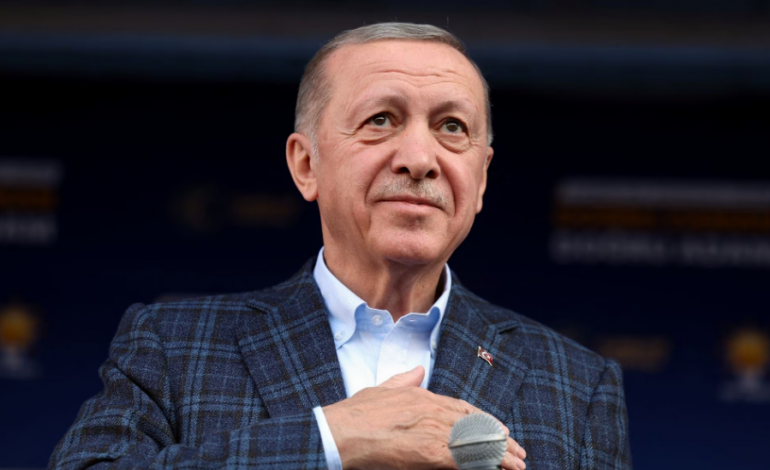 ZGJEDHJET NË TURQI/ Erdogan thirrje mbështetësve: Mbroni kutitë e votimit