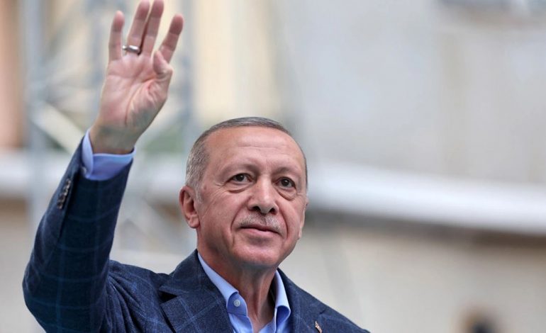 ZGJEDHJET NË TURQI/ Si e ktheu Erdogan lojën në favor të tij, mbështetja që mori në zonat e goditura nga tërmeti