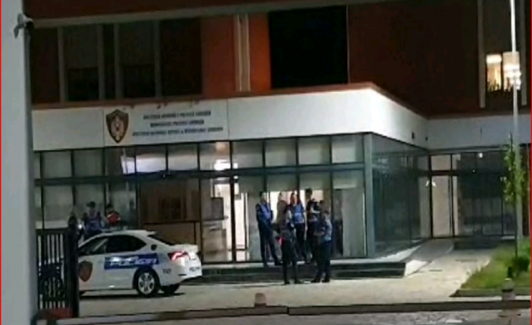 SHOQËRIMI I NËNKRYETARIT TË FRPD-SË/ Reagon Rithemelimi: Urdhër politik, e ndaluan Bushatin pa asnjë shkresë