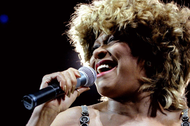 “HUMBJE E MADHE…”/ Shtëpia e Bardhë reagon për vdekjen e Tina Turner