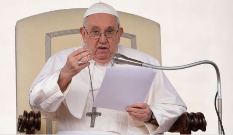 SËRISH PROBLEME SHËNDETËSORE PËR PAPA FRANCESKUN/ Anulon çdo dalje publike