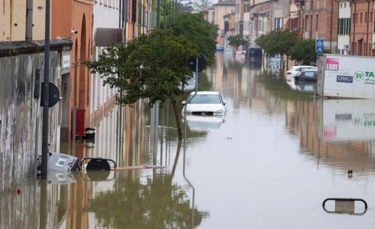 PËRMBYTJET NË ITALI/ “Kam bukë edhe për nesër”, shkrimtari shqiptar rrëfen situatën e rëndë në Reggio Emilia