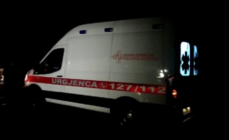 AKSIDENT TRAGJIK NË DIVJAKË/ Humb jetën 40-vjeçari me motor, u përplas me një automjet
