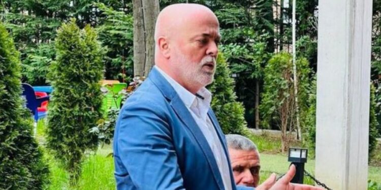 I DOGJËN MAKINËN NË GARAZH/ Reagon kandidati i PS në Has: Kam pasur tensione në fushatë me rivalin