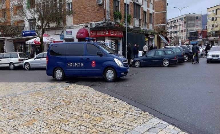 KËRCËNOI ME THIKË 65-VJEÇARIN/ Arrestohet autori në Shkodër (EMRI)
