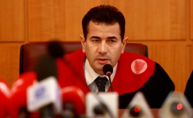 AKUZOHET PËR FSHEHJE DHE MOSDEKLARIM TË PASURISË/ SPAK kërkon një vit burg për ish-kreun e Gjykatës Kushtetuese