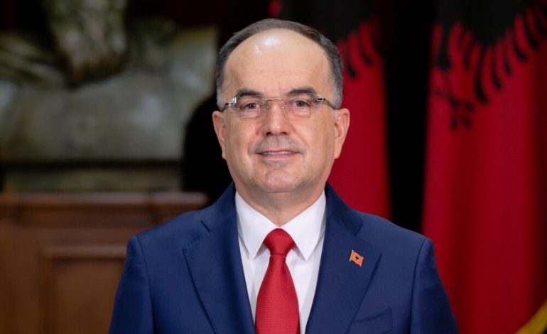“IMPLEMENTIM KORREKT I HARTËS GJYQËSORE”/ Presidenti Begaj: Duhet garantuar aksesi në drejtësi