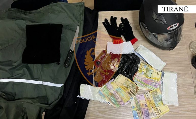 DETAJET DHE EMRI/ Vodhi paratë e postës private nën kërcënimin e thikës, arrestohet 27-vjeçari në Tiranë