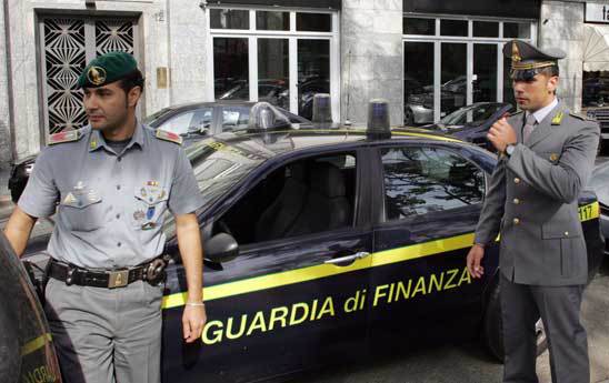 SHKATËRROHET BANDA SHQIPTARE E DROGËS NË ITALI/ Detajet: Arrestohen 15 persona