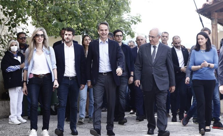 VOTON Mitsotakis: Zgjedhjet janë festë e demokracisë