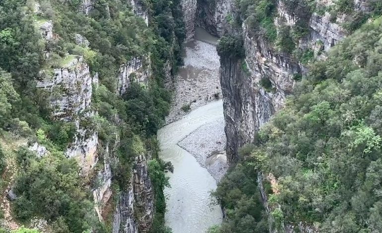 E MORI RRJEDHA E UJIT NË KANIONET E OSUMIT/ Gjendet pas tre ditësh trupi i pajetë i 68-vjeçarit holandez