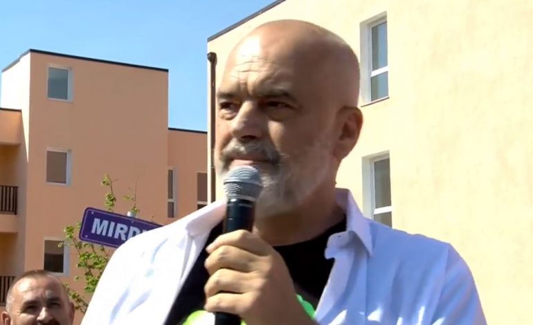 “KANDIDATI DJAL I MIRË, POR S’DO TA MARRIM PËR DHËNDËR”/ Rama në Rrëshen: Në tetor presim Samitin e Berlinit