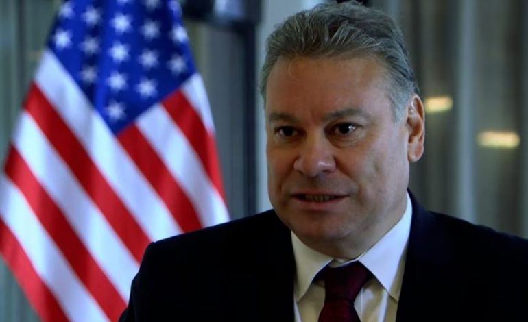 MARRËDHËNIET KOSOVË-SERBI/ Escobar: Normalizimi i tyre nis me Asociacionin, BE dhe SHBA duan të bëhet realitet