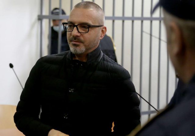 LIRIMI NGA BURGU/ Avokati i Saimir Tahirit: Ish-ministri do të mbikqyret për çdo lëvizje