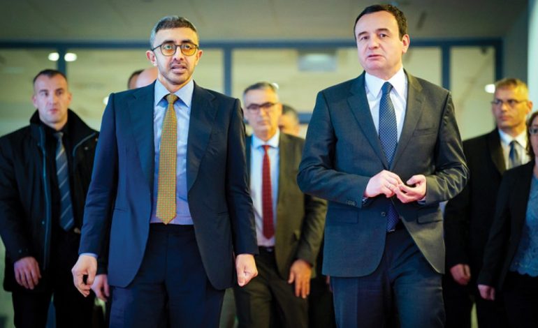 TENSIONET NË VERI TË KOSOVËS/ Sheiku i Emirateve telefonon Kurtin